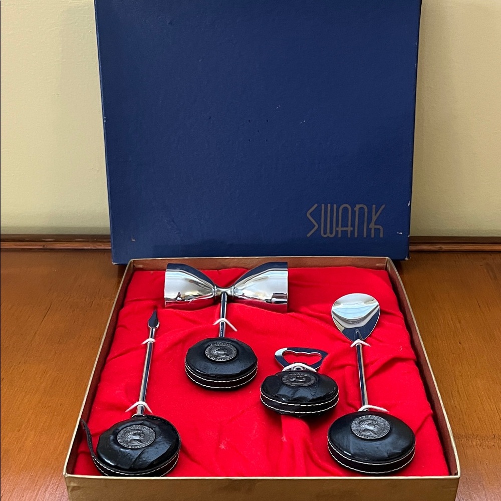 SWANK Silver and Black Bar Tool Set